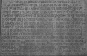 Lapide commemorativa di Burgundio, Chiesa di San Paolo a Ripa d'Arno, Pisa. Foto: Alberto Martini, CFS Università di Pisa